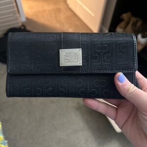 Liz Claiborne Black Wallet